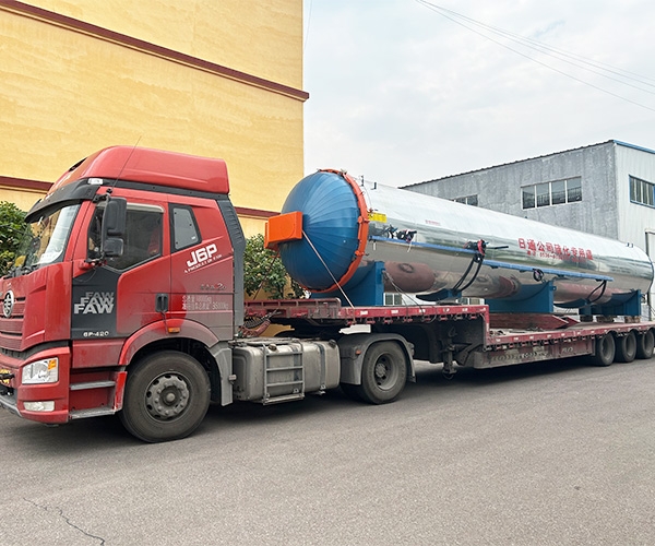 硫化罐革新登場(chǎng)！智能控溫，壓力穩(wěn)定，大幅縮短生產(chǎn)周期。